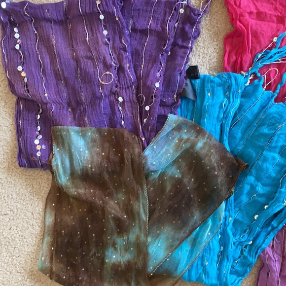 Bundle - 5 Justice Scarves - Picture 2 of 9